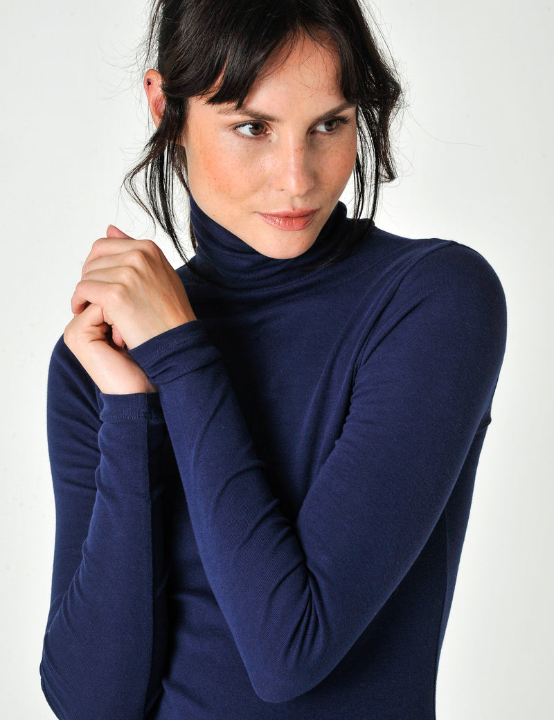 Agnes Burgs Navy