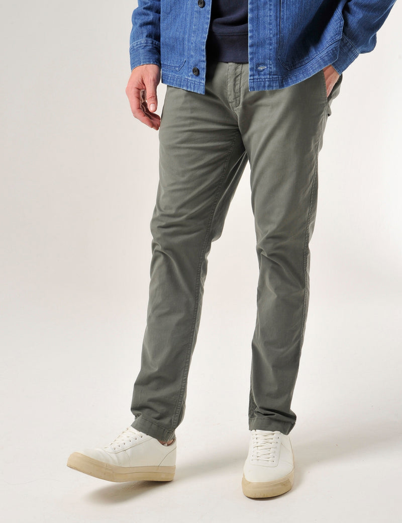 Camelford Chino Deep Olive Green